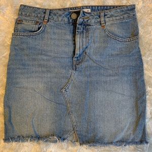 High Rise, Short Denim Skirt Size 8